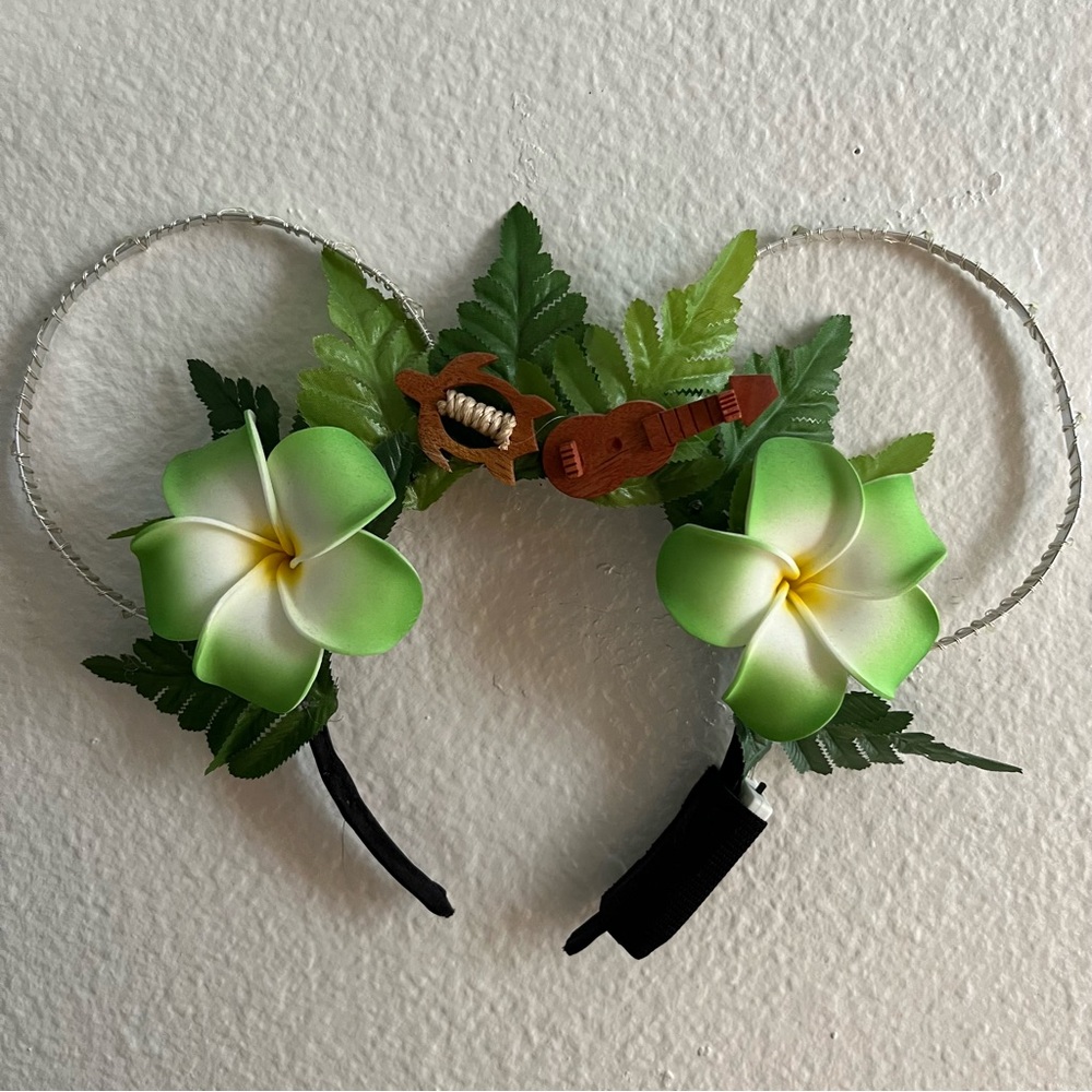 ‘Olu Handmade Light-Up Disney Minnie Ears Headband